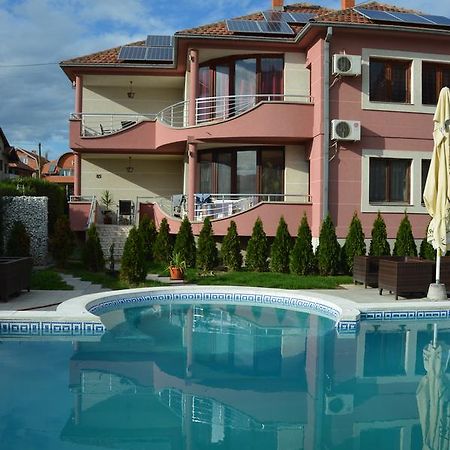 Poseidon Apartment Nis Exterior photo