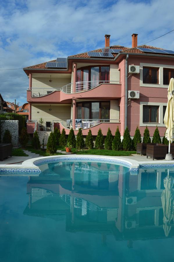 Poseidon Apartment Nis Exterior photo